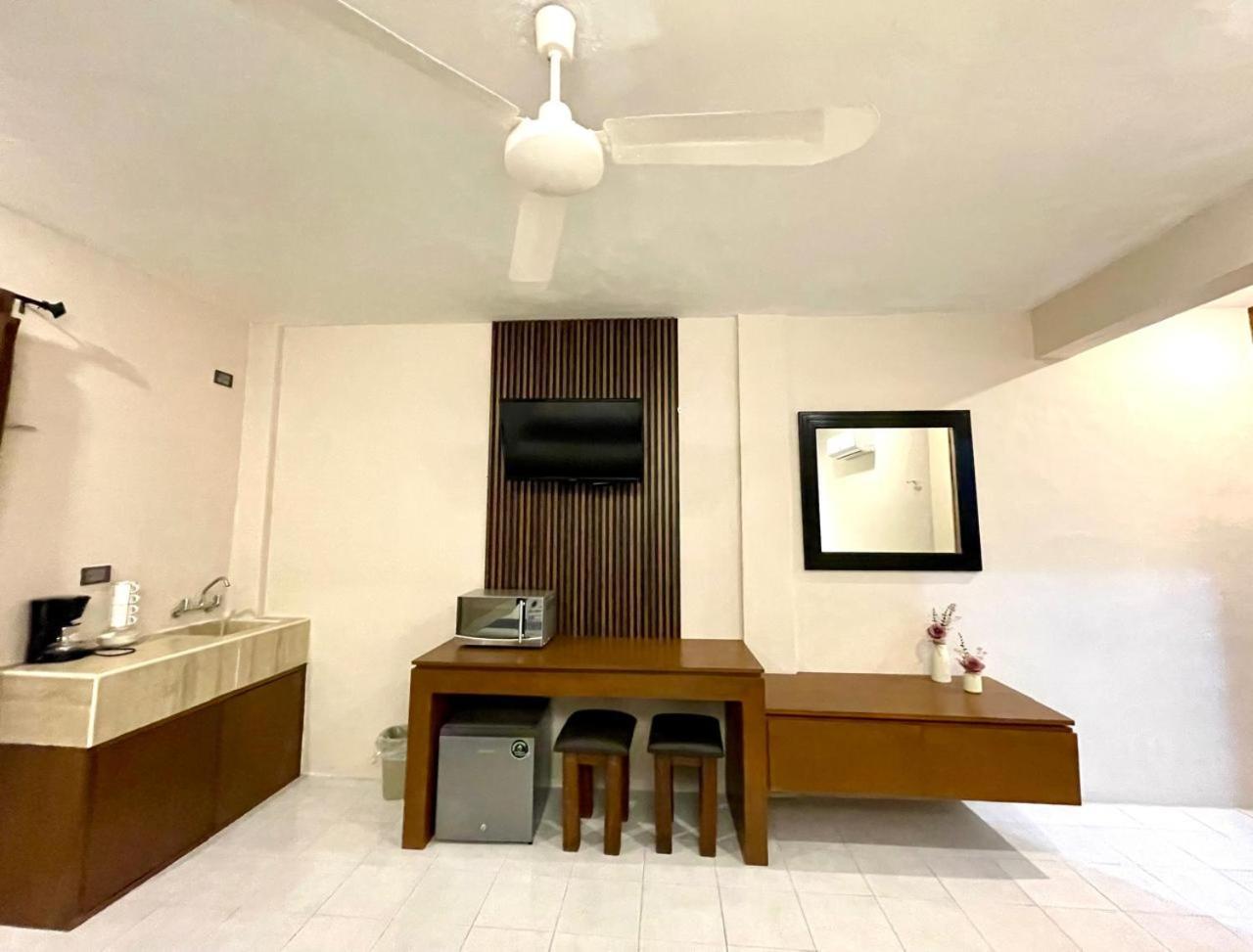 Hotel Baroni بروغريسو المظهر الخارجي الصورة